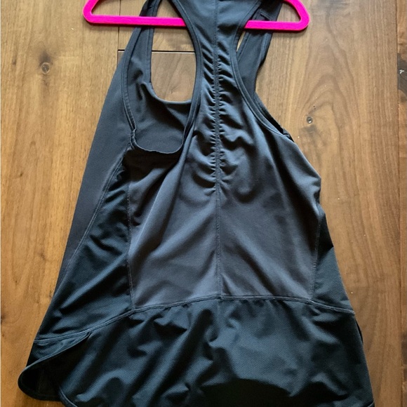 New Balance Athletic long Tank Tops - Picture 3 of 3